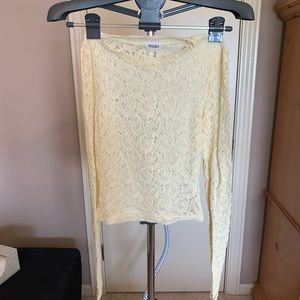 NWOT!! TOBI crop top